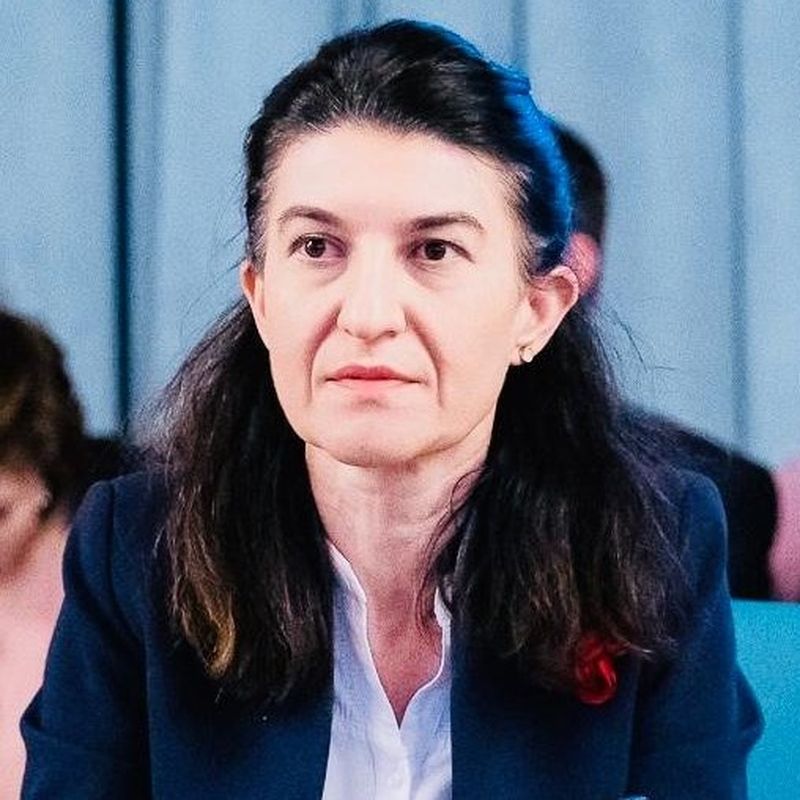 Contre între Olguţa Vasilescu şi Violeta Alexandru 