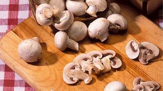 Ciuperci cu maioneza si usturoi reteta