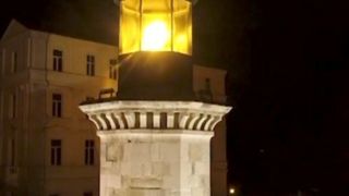 VIDEO | Farul genovez din Constanța strălucește din nou