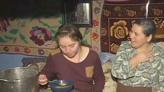 Suma fabuloasă pe care Vulpița de la Vaslui și Viorel o primesc