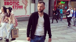 El este rom&acirc;nul răpus de cancer &icirc;n Spania. A lăsat &icirc;n urmă un copil de doar cinci luni