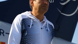 Afacerea imobiliară spectaculoasă a lui Victor Piţurcă! Poreclit Satana, antrenorul îşi ridică un ansamblu rezidenţial lângă Catedrala Mântuirii Neamului!