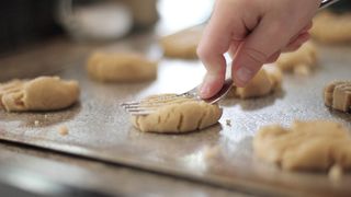 Biscuiți de casă. Biscuiți de casă rețeta bunicii. Biscuiți de casă cu miere.