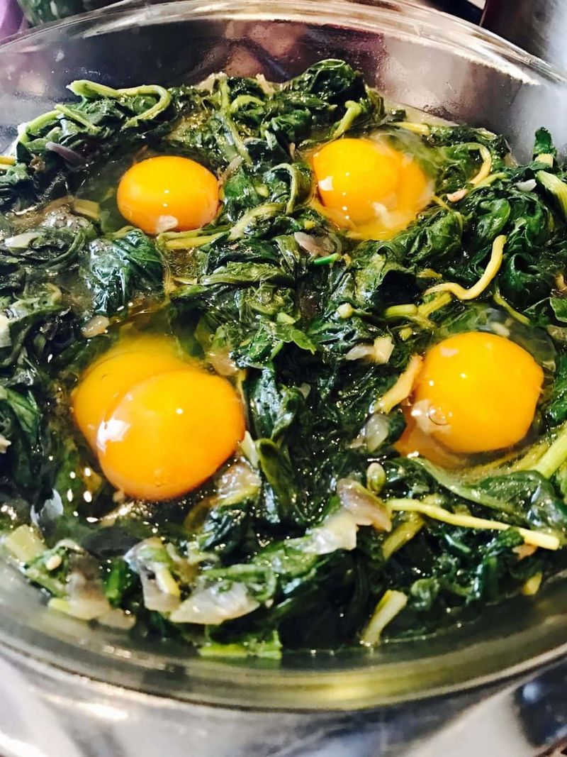 Mâncare de ștevie. Mâncare de ștevie rețetă. Ștefie beneficii. Ștevie proprietăți. 