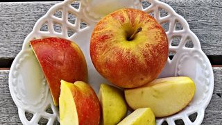 Plăcintă cu mere. Plăcinta cu mere. Rețeta bunicii. Plăcintă de post.