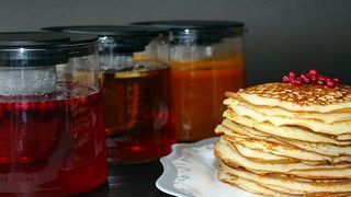 Clatite de post reteta - clatite de post cu apa minerala - reteta clatite de post - clatite de post pufoase - clatite de post cu praf de copt