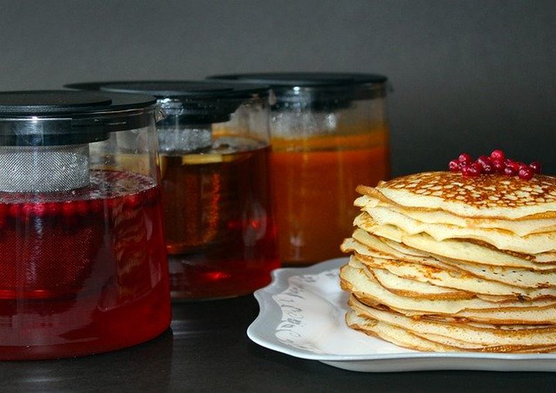 Clatite de post reteta - clatite de post cu apa minerala - reteta clatite de post - clatite de post pufoase - clatite de post cu praf de copt