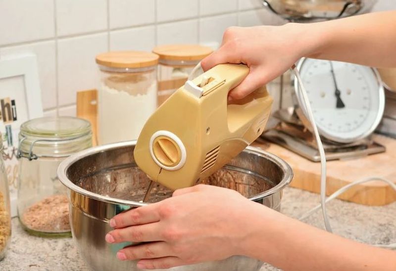 Blat de tort. Rețetă care nu-l lasă să se "prăbușească" 