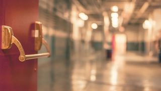 Rom&acirc;n găsit mumificat &icirc;n sistemul de aerisire al unui spital din Roma