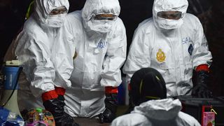 Iubita rom&acirc;nului diagnosticat cu Coronavirus lucrează la o bancă din T&acirc;rgu-Jiu