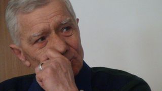 Detalii neștiute din viața părintelui Mihalache Tudorică! Preotul din Craiova îl acuză pe ministrul Sănătății, Victor Costache, de malpraxis