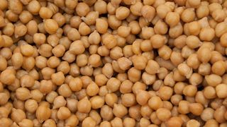 Iahnie de năut rețetă. Năut proprietăți. Năut origini. Mânacare de post cu năut