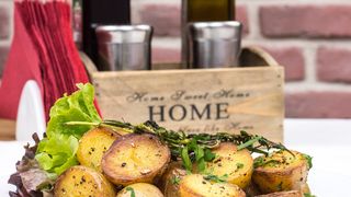 Cartofi la cuptor. Condimentul secret care face diferența