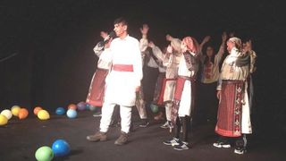 Zeci de copii și adulți cu dizabilități au adus primăvara