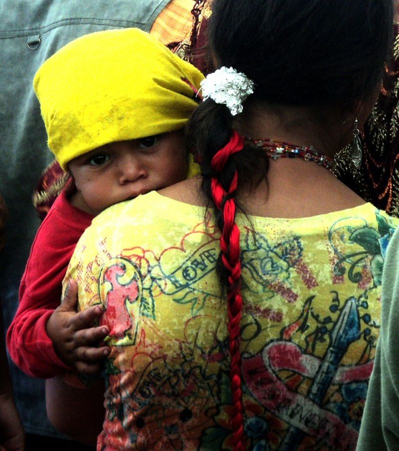 Un tată a sesizat autoritățile după ce copilul său nu a primit tratament la spital, din cauza faptului că este de etnie romă. Tatăl copilului, Constantin Badea spune că nici unul dintre cei trei medici la care s-a adresat nu a dorit să îl trateze pe minor