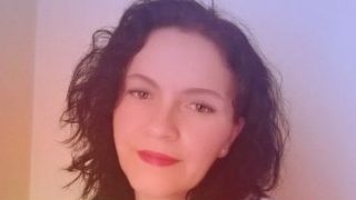 Rom&acirc;ncă din Italia, pozitivă la testul pentru coronavirus: Am &icirc;nceput cu febră și cu dureri de cap