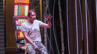 Marius Manole a măturat pe jos cu actorii români: „Aşa am fost şi aşa vom muri. Suntem fricoşi, slabi, laşi şi foarte mulţi suntem netalentaţi”