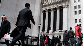 Bursa de pe Wall Street a &icirc;nregistrat luni cea mai mare scădere zilnică de după criza financiară din 2008