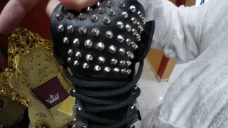 Nelson Mondialu, control în camera lui Livian