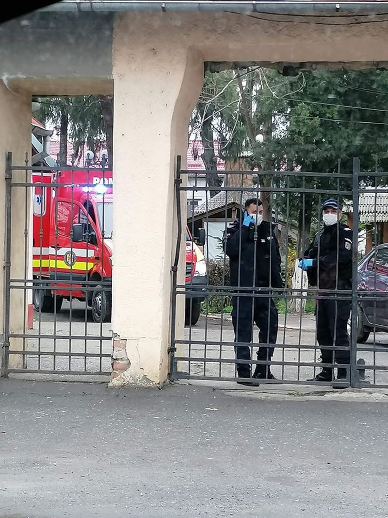 Oraș de lângă Capitală în carantină, după ce a primit un autocar cu 21 de români din Italia