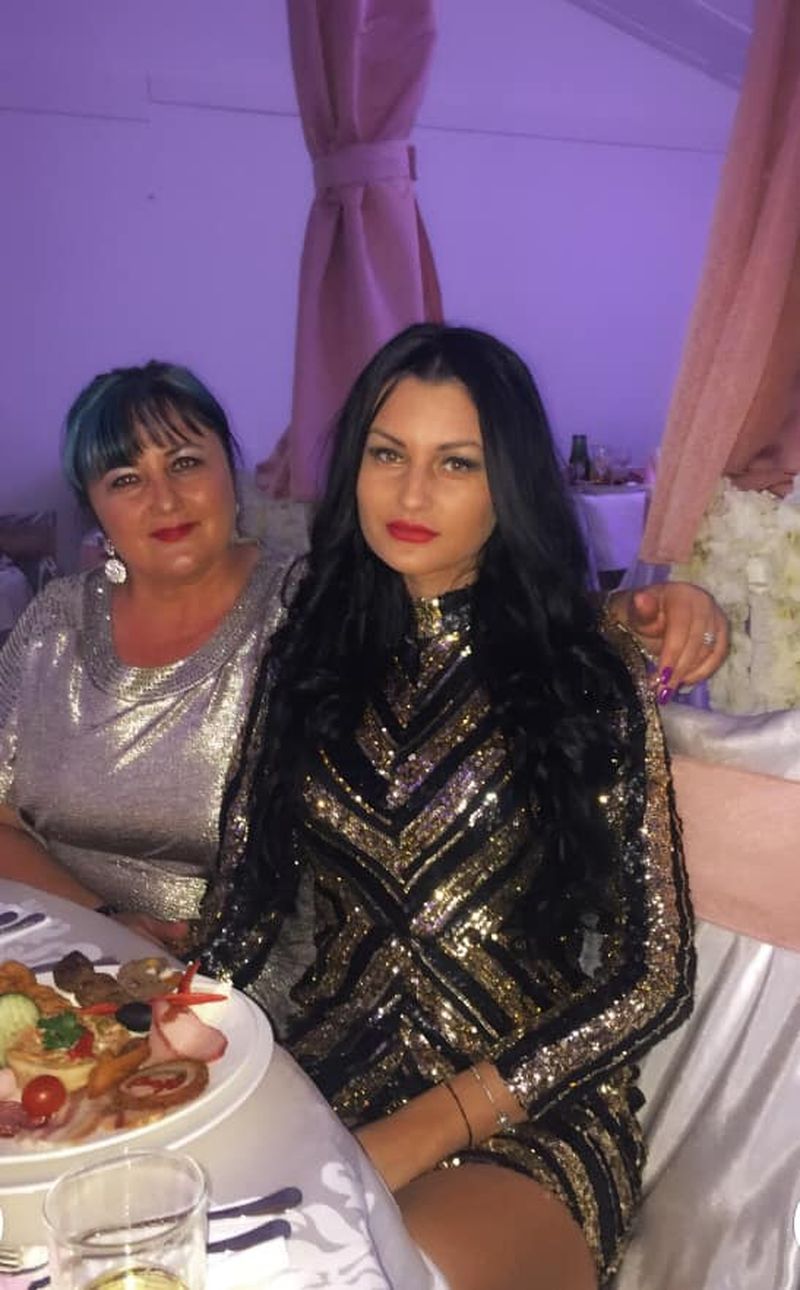 Ea este mama Manuelei de la „Puterea Dragostei”. Ce a moștenit concurenta de la mama sa