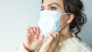 Coronavirus COVID-19. Cele trei măsuri simple care te pot proteja