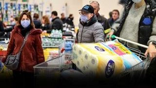 Frica golește magazinele! Aglomerație mare &icirc;n supermarketuri