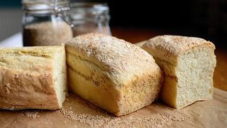 Paine de casa - Paine de casa fara drojdie - Paine de casa cu drojdie - Paine de casa reteta - Paine de casa fara framantare