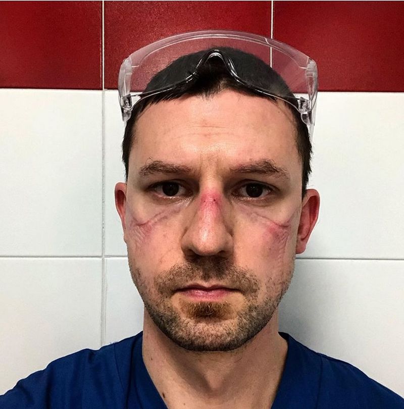 Eroii care luptă cu virusul