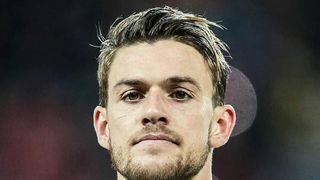 Reacția unui fotbalist izolat