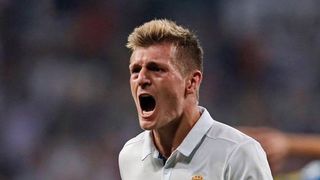 Declarația inedită a unui fotbalist:&bdquo; Am trei copii, nu mă plictisesc &icirc;n izolare; am şi destulă h&acirc;rtie igienică acasă&rdquo;