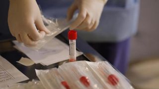 Beijingul autorizează teste clinice ale unui prim vaccin împotriva noului coronavirus