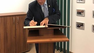 din partea ministrului de Interne Marcel Vela