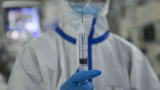Un bărbat internat &icirc;n Bucureşti cu suspiciune de coronavirus a plecat din spital &icirc;nainte de a fi testat
