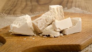 Drojdia beneficii si contraindicații - Drojdia de bere - Drojdia alimentara - Drojdie de bere pentru psine- Paine cu drojdie