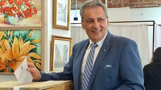 Marcel Vela a vrut să se facă stareț la o mănăstire din Munții Banatului! Ministrul de Interne a devenit al doilea om în stat,  în urma declanșări stării de urgență!