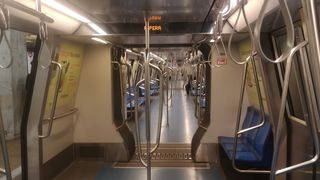 Metroul bucureștean, ca după bombardament! Ce se &icirc;nt&acirc;mplă, &icirc;n plină pandemie de coronavirus, la orele de v&acirc;rf! Reportaj EXCLUSIV