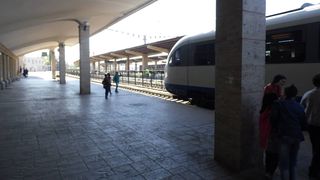 CFR Călători suspendă noi trenuri