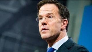 Premierul Mark Rutte le cere olandezilor să stea liniştiţi, există suficientă hârtie igienică pentru următorii zece ani - VIDEO