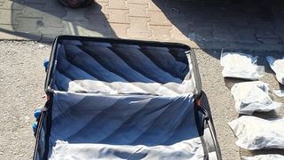 Bistriţa-Năsăud: Peste 9 kilograme de cannabis şi cocaină, indisponibilizate/ Drogurile proveneau din Spania