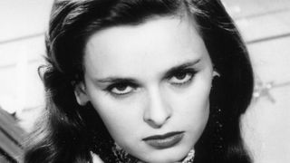  Actriță moartă din cauza coronavirusului