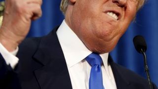 Trump anunț de ultim moment despre măștile chirurgicale și aparatele medicale de ventilare