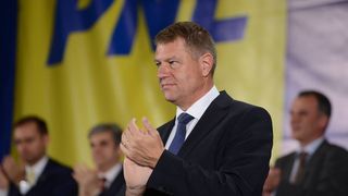 Iohannis, videoconferinţă cu managerii spitalelor: Sistemul medical românesc suferă de ani de zile de lipsa unor reforme profunde