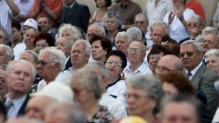 Marcel Vela, explicații despre cele două ore în care persoanele peste 65 de ani pot ieși din casă