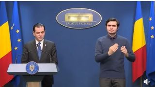 Bogdan Anicescu, tânărul care traduce pentru surdo-muți mesajele autorităților, face parte din echipa Kanal D: „Aici am căpătat multă experiență”