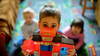 Silvia Ioniță, mesaj emoționant pentru copiii aflați &icirc;n grija SOS Satele Copiilor