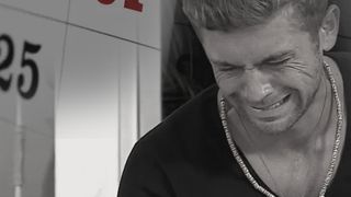 Costin Gheorghe, a noua zi, la autoizolare! ”Parcă și viața mi s-a schimbat, nu mai știu orele, în ce dată suntem sau cât mai trebuie să stau închis ca un captiv.”