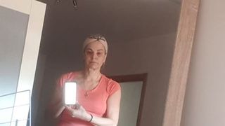 Maia Morgenstern stă acasă cu fostul ei soț, un actor celebru, de care a divorțat acum 20 de ani: ”Zâmbet cu magnoliu și găleată!” FOTO