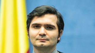 bogdan-anicescu-interpret-surdo-muti-guvern-minister-interne