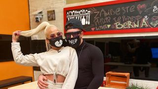 Vezi cum a fost surprins Philip de la &bdquo;Puterea Dragostei&rdquo; &icirc;n plină pandemie de coronavirus. Philip și Berna se protejează cum știu mai bine